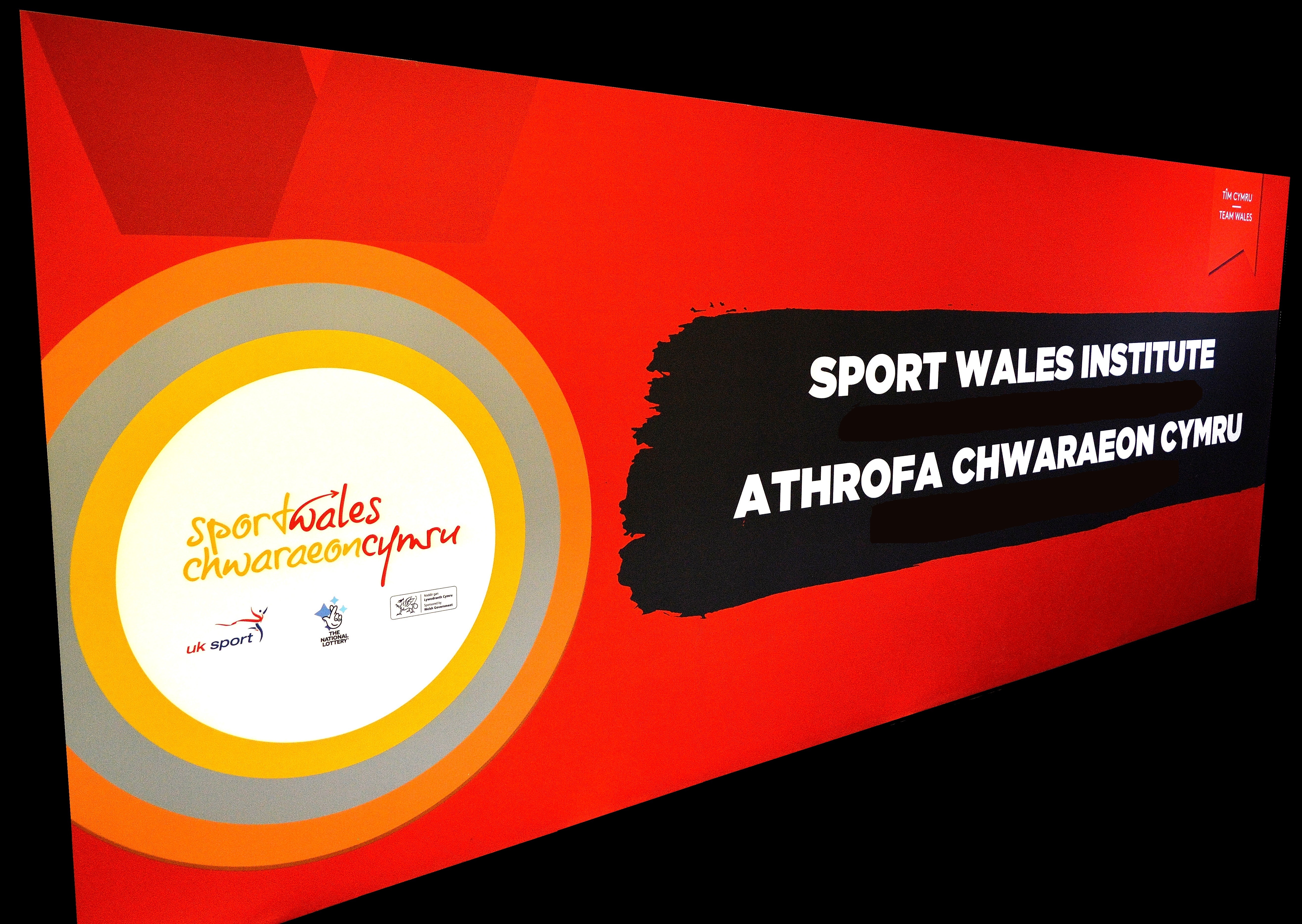 Dave Rowe (Soft Tissue Therapist) of the Sport Wales Institute